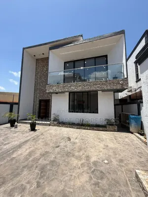 4bdrm Duplex in Achimota Tantra, Mile 7 for sale