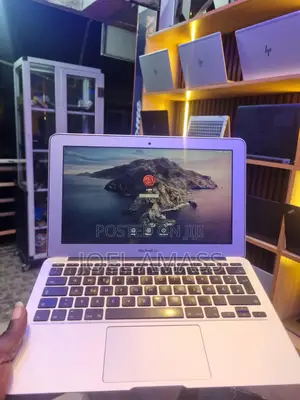 Laptop Apple MacBook Air 4GB Intel Core i5 SSD 256GB