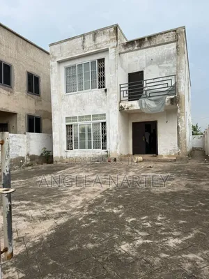 4bdrm House in Lashibi, Accra Metropolitan for sale