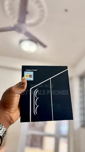 New Samsung Galaxy Z Fold7 256 GB Gold