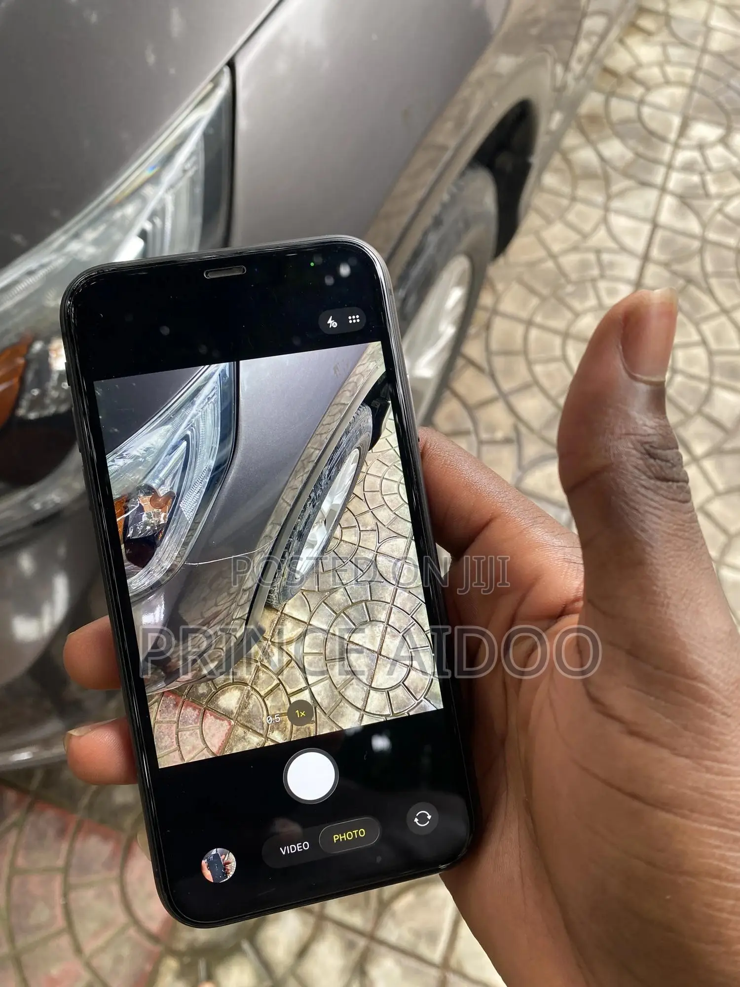 Apple iPhone 11 64 GB Gray