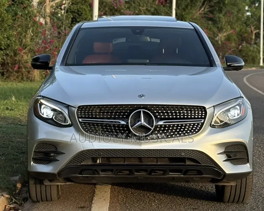 Mercedes-Benz GLC-Class 2019 Silver