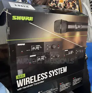 Shure SLX -D4 Dual Professional Microphone