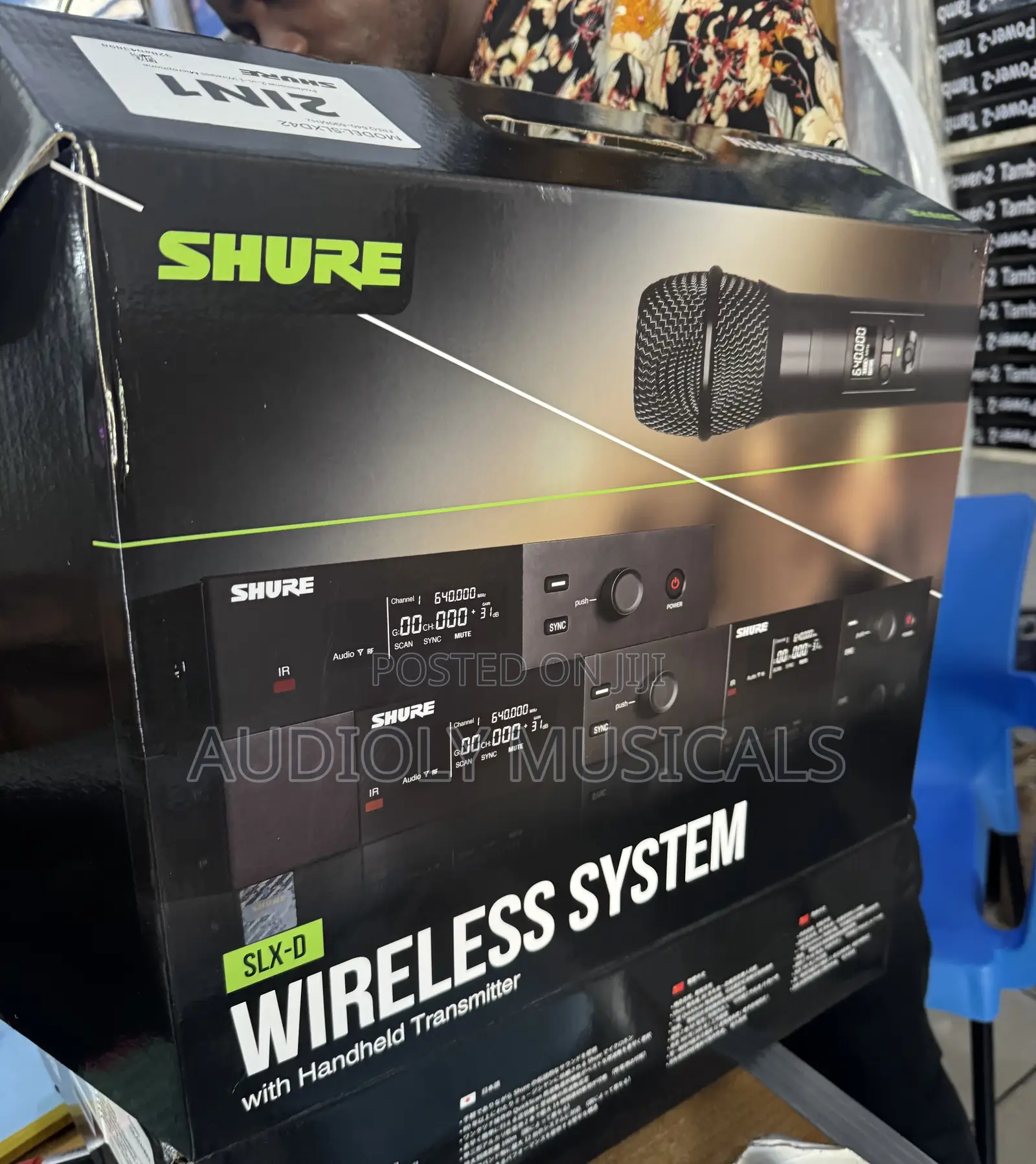 Shure SLX -D4 Dual Professional Microphone