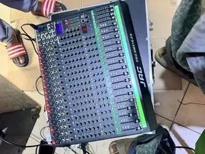 Jac Pro Smx16-Fx, a 16-Channel Professional Audio Mixing Console