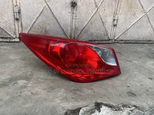 Hyundai Sonata 2012 Tail Light Pair