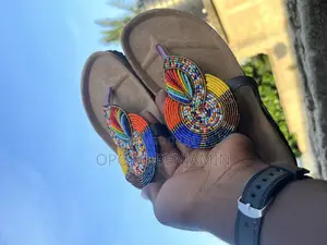 Success Crown Footwear