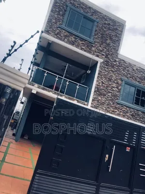 4bdrm House in Lapaz Nyamekye, Nyanmekye for rent