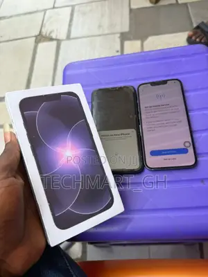 New Apple iPhone 17e 256 GB Black
