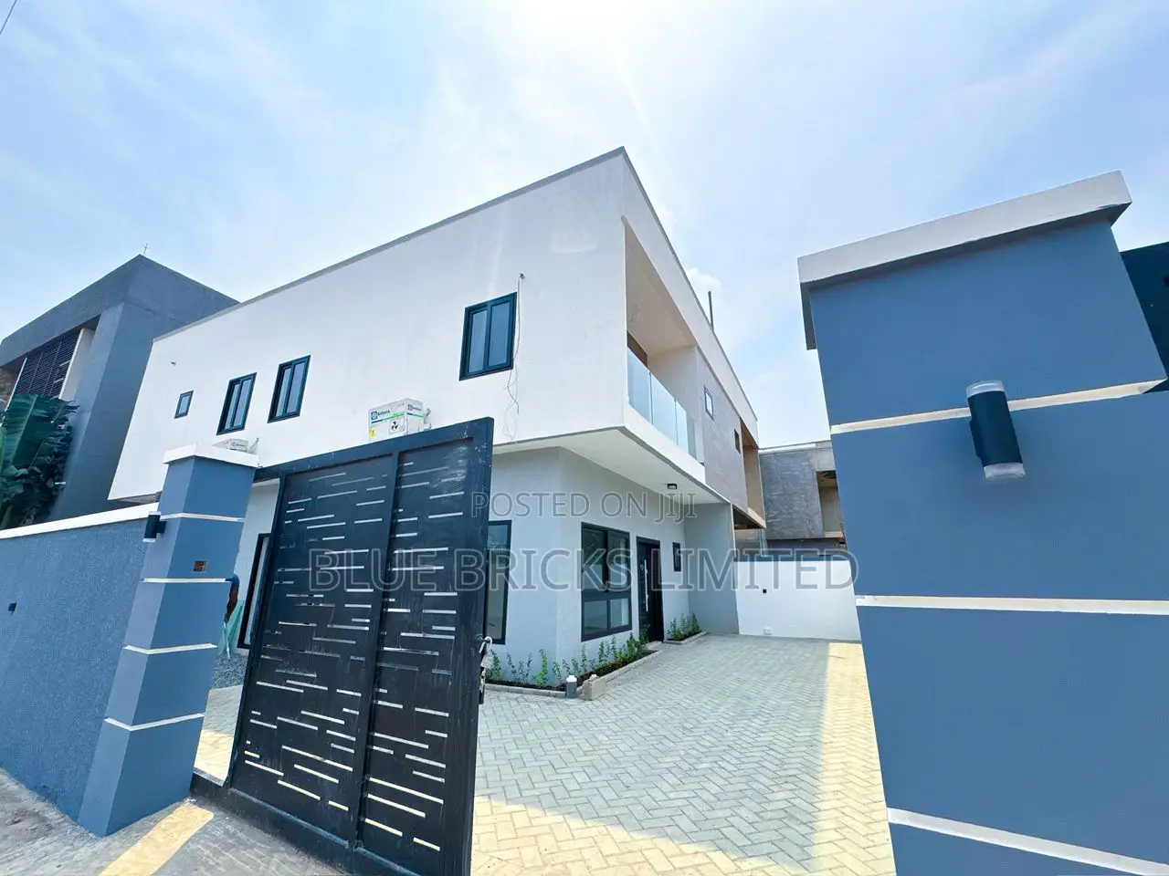 3bdrm House in Adenta, Barrier for sale