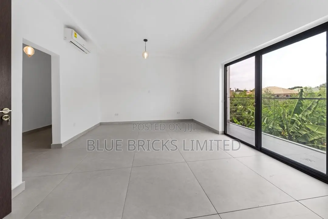 3bdrm House in Adenta, Barrier for sale