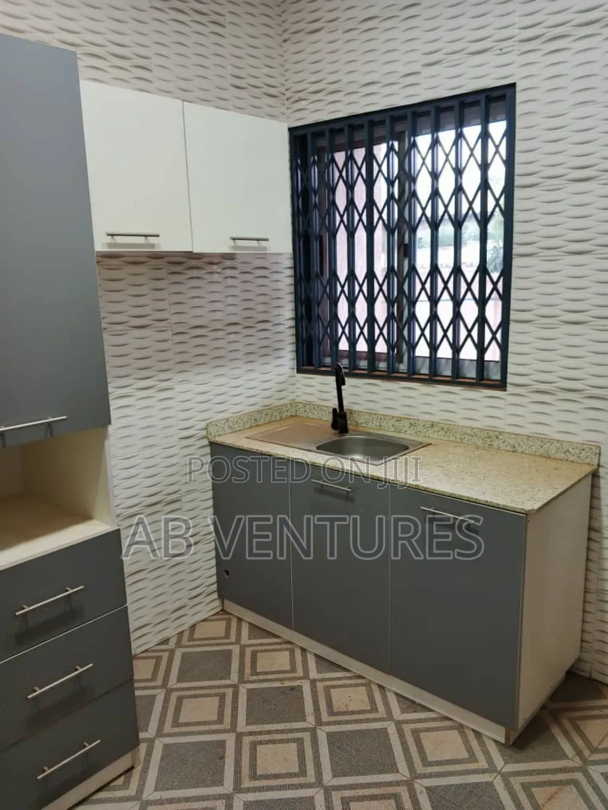 2bdrm Apartment in Amrahia, Valley View Area for rent