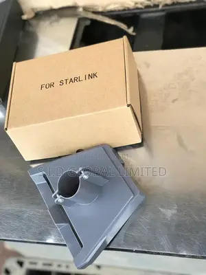 No Screws Needed: Lightweight Plastic Pipe Adapter for Starlink
