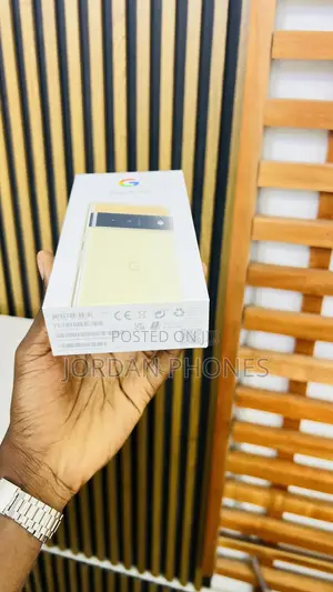 New Google Pixel 6 Pro 128 GB Yellow