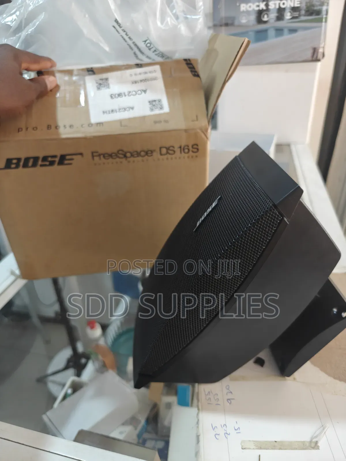 Bose Freespace Ds16s Wall Surface Mount Loudspeaker for Sale in Ghana