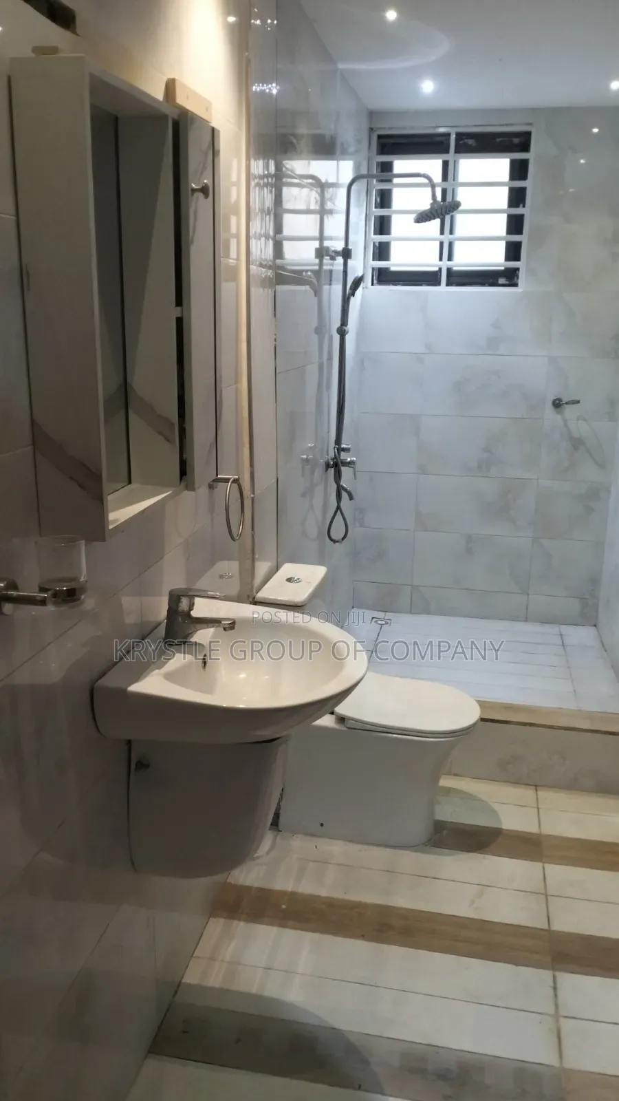 Furnished 2bdrm House in Krystle Buildings, Oyarifa Mall Area for rent