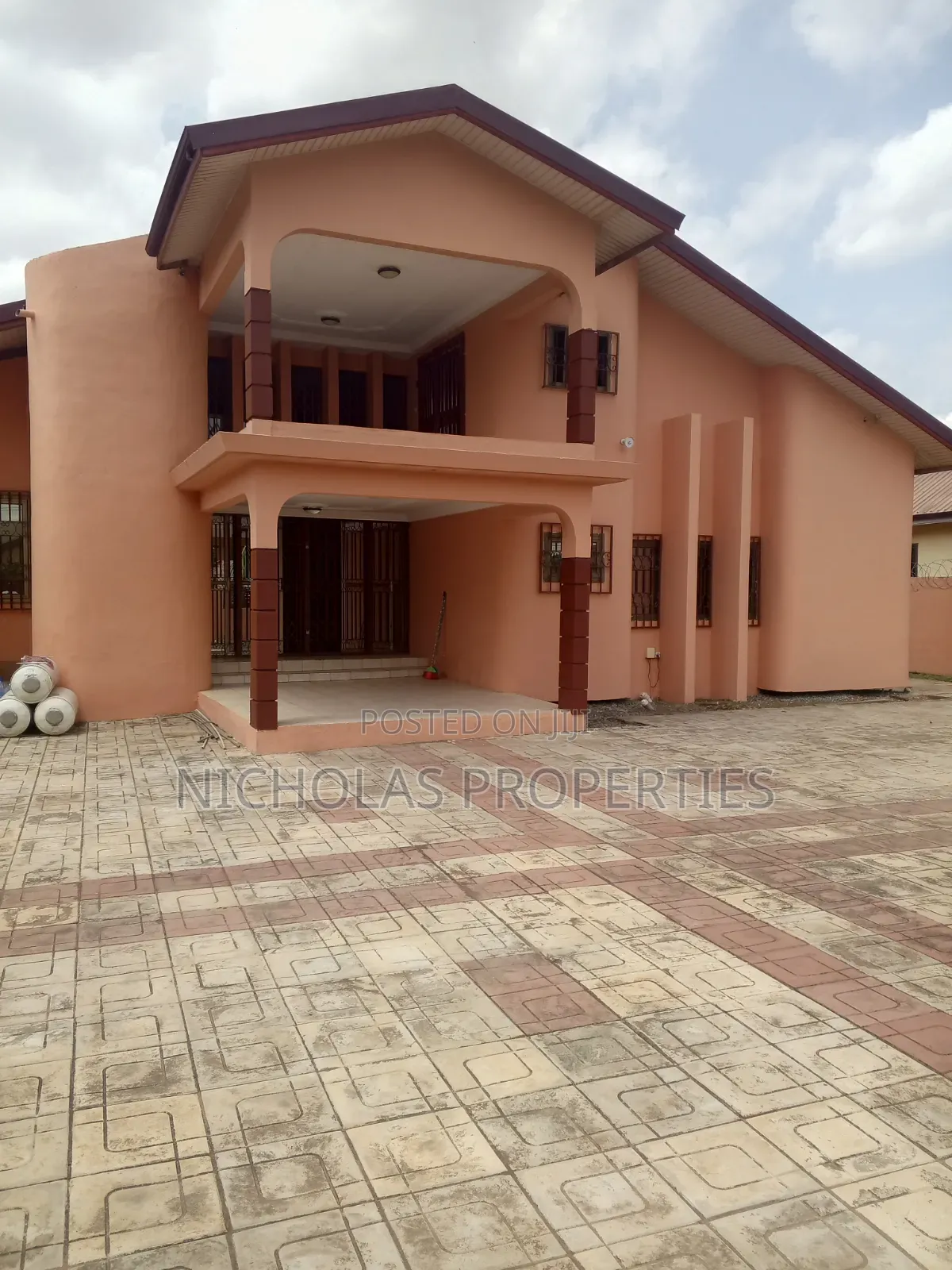 4bdrm House in Nicholas, Police Station for rent