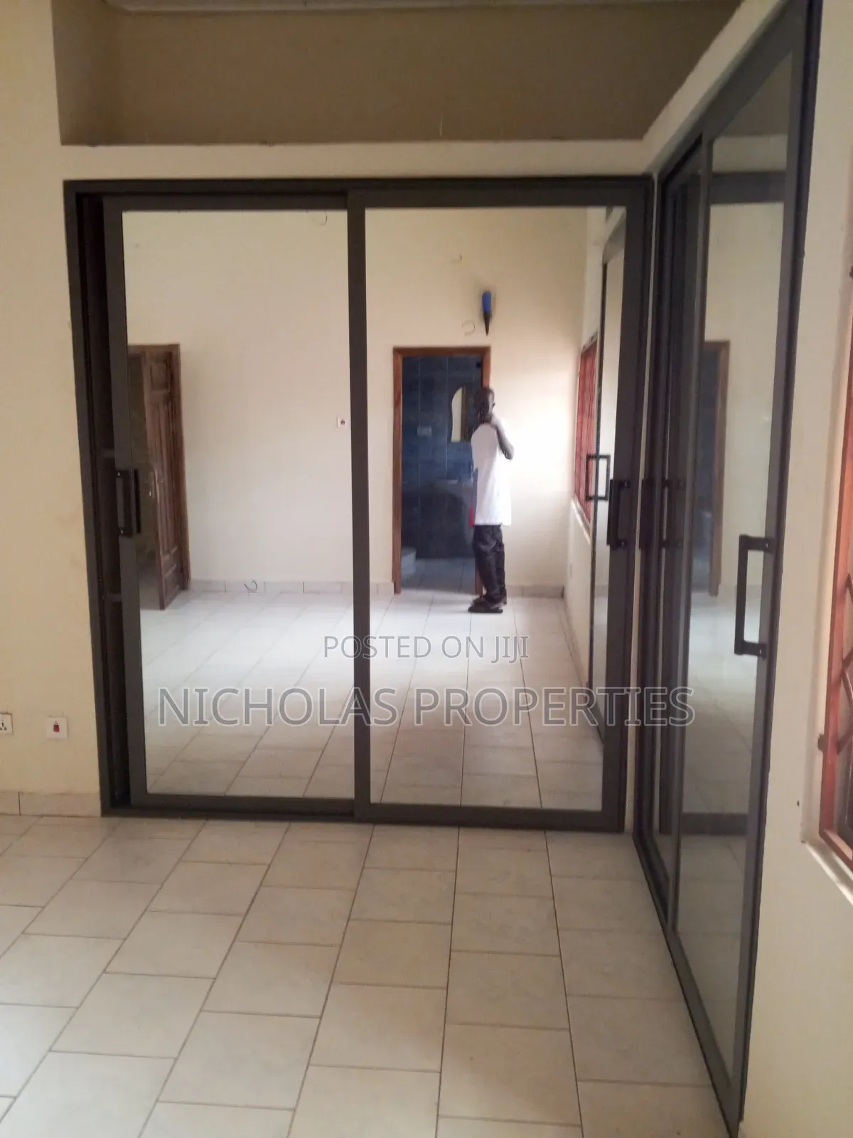 4bdrm House in Nicholas, Police Station for rent