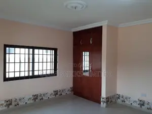3bdrm House in Royal Senchi, Asuogyaman for sale