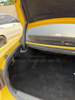 Dodge Charger SXT AWD 2016 Yellow