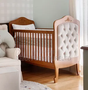 Baby/Kids Bed/Crib (Nóbile Wooden Crib)