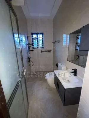 3bdrm House in Odumase Sonitra Road, Pokuase for sale