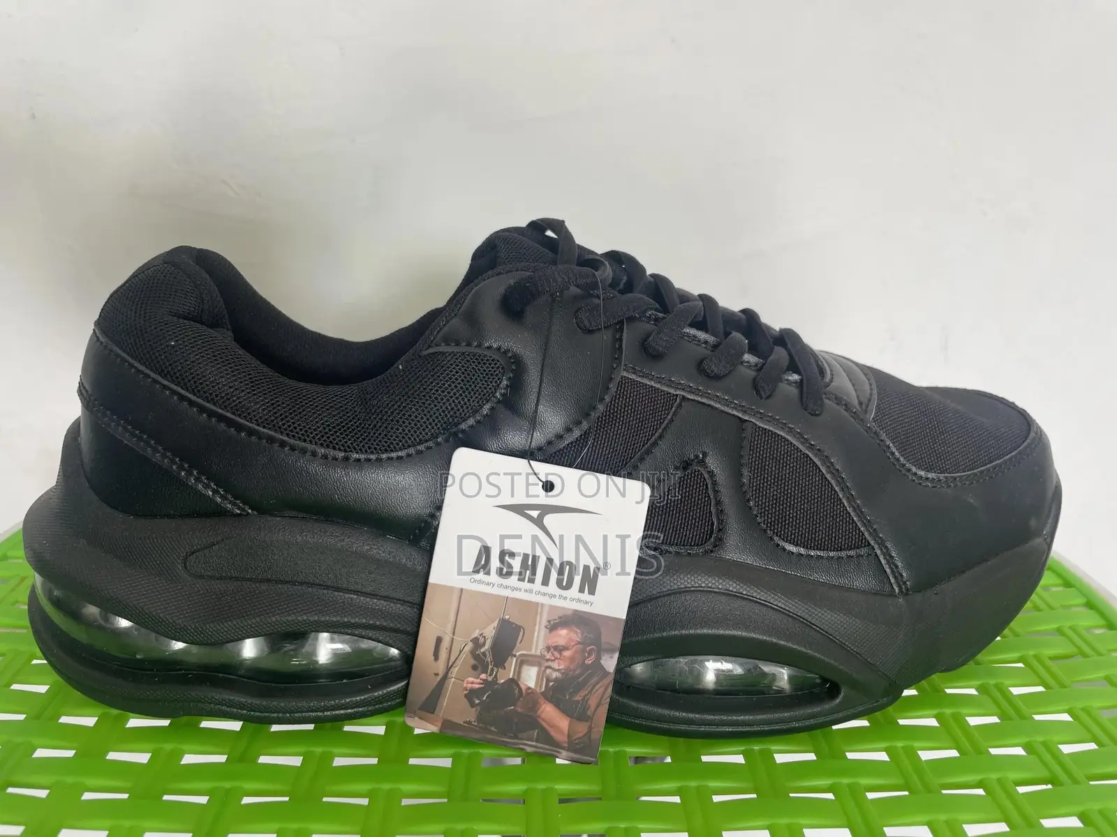 Nice Black Sneakers for Sale