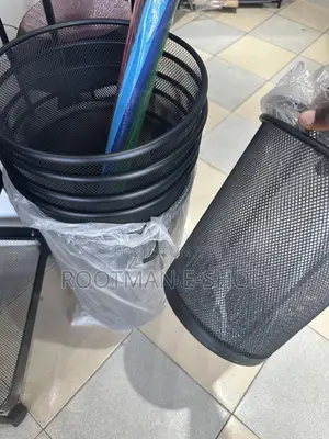 Deluxe Metal Mesh Waste Bin, Round, Medium, Black, 12l