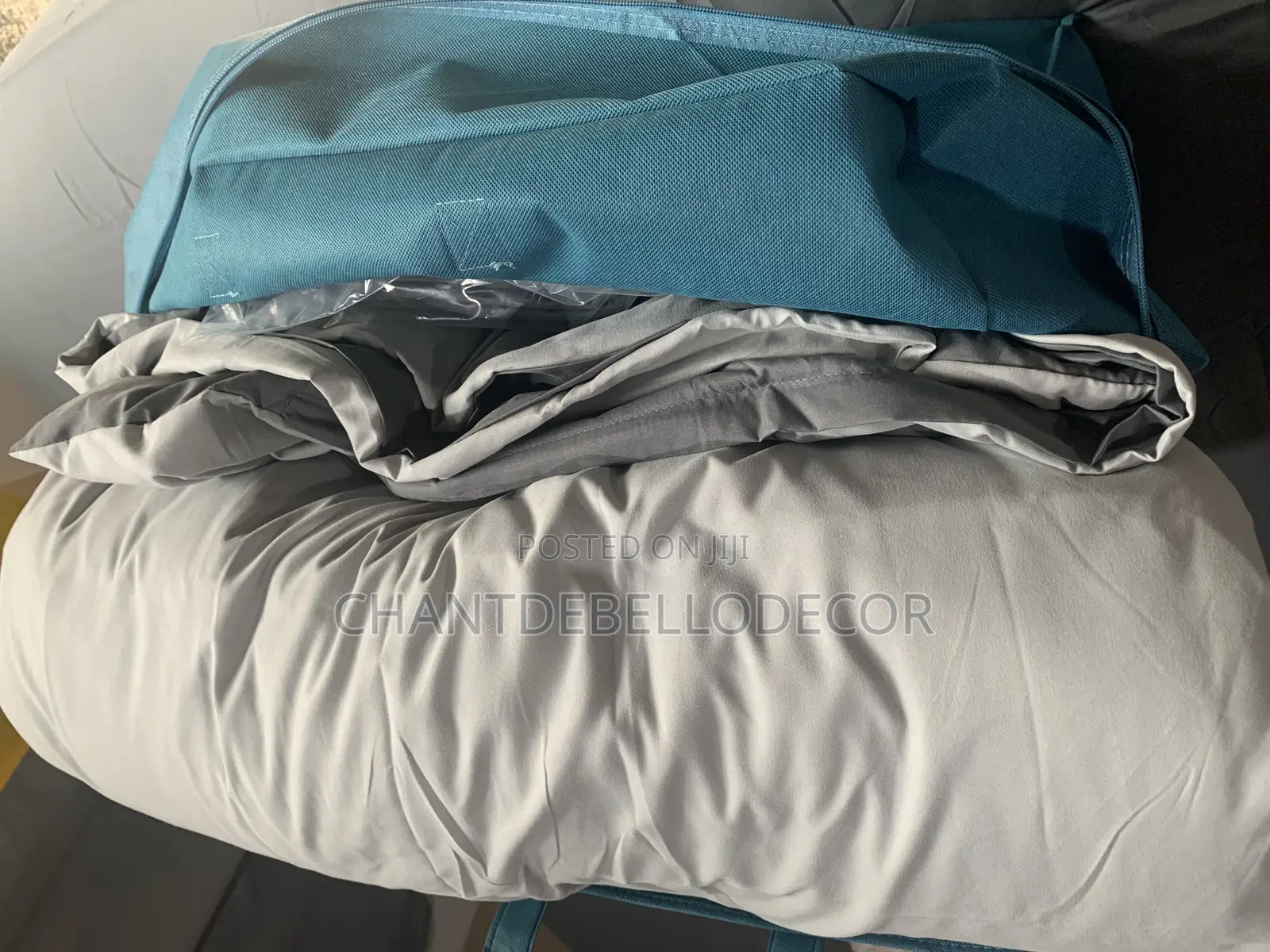 7-Piece Breathable Skin-Friendly Soft King Size Removable Duvet Set