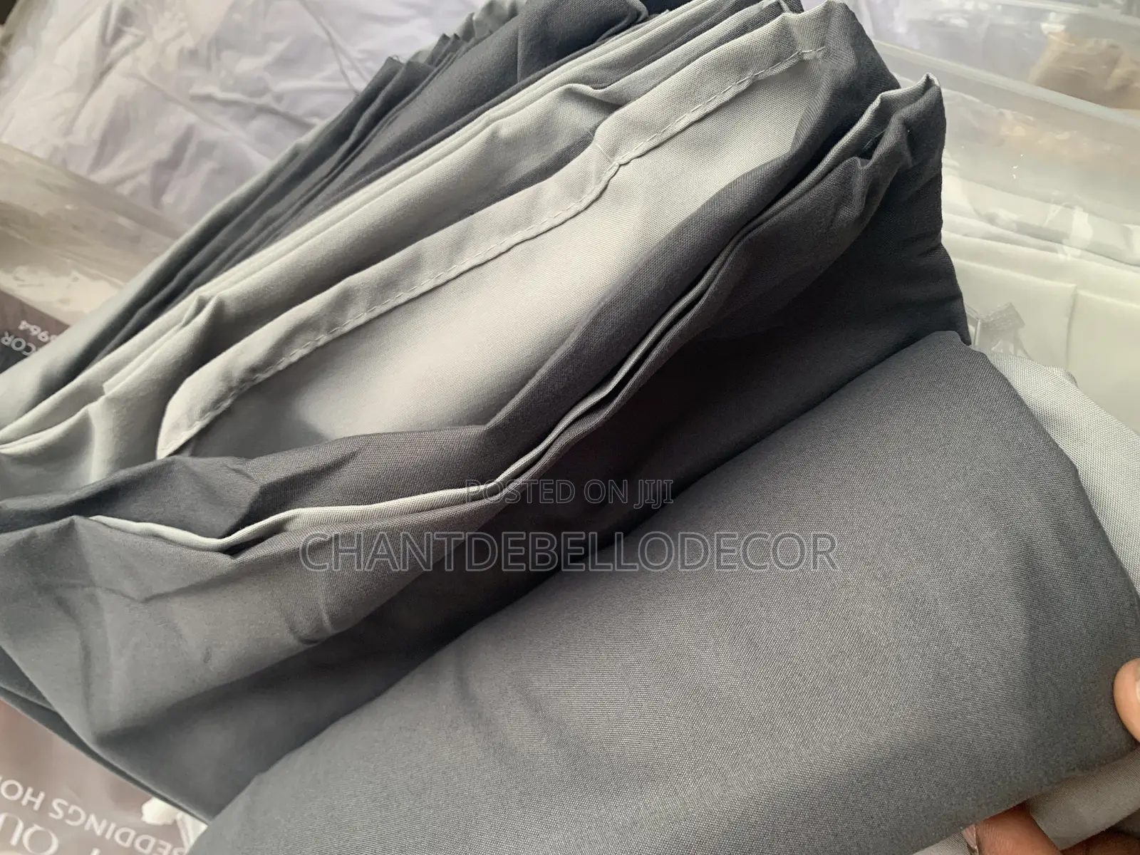 7-Piece Breathable Skin-Friendly Soft King Size Removable Duvet Set