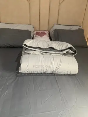 7-Piece Breathable Skin-Friendly Soft King Size Removable Duvet Set