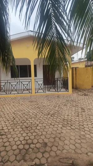 Furnished 3bdrm Apartment in Pantan Junction, Barrier for rent