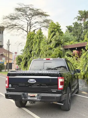 Ford F-150 LARIAT 2022 Black
