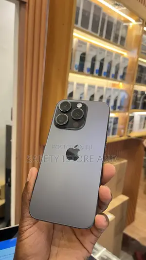 New Apple iPhone 16 Pro 128 GB Black