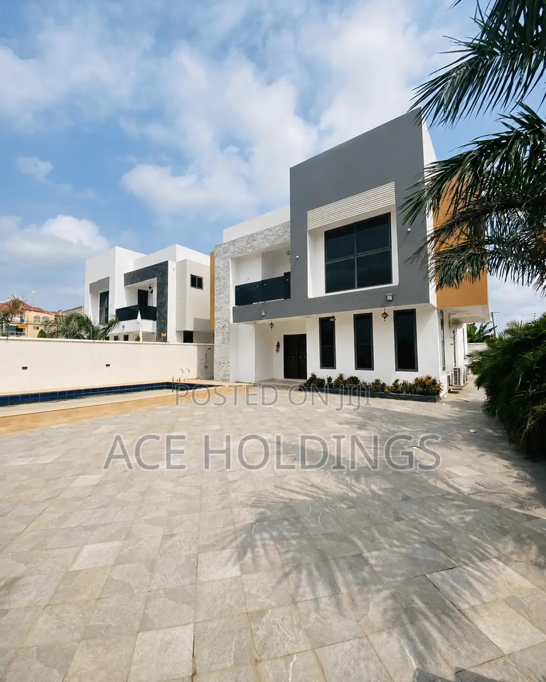 4bdrm House in West Trasacco, School Junction for sale