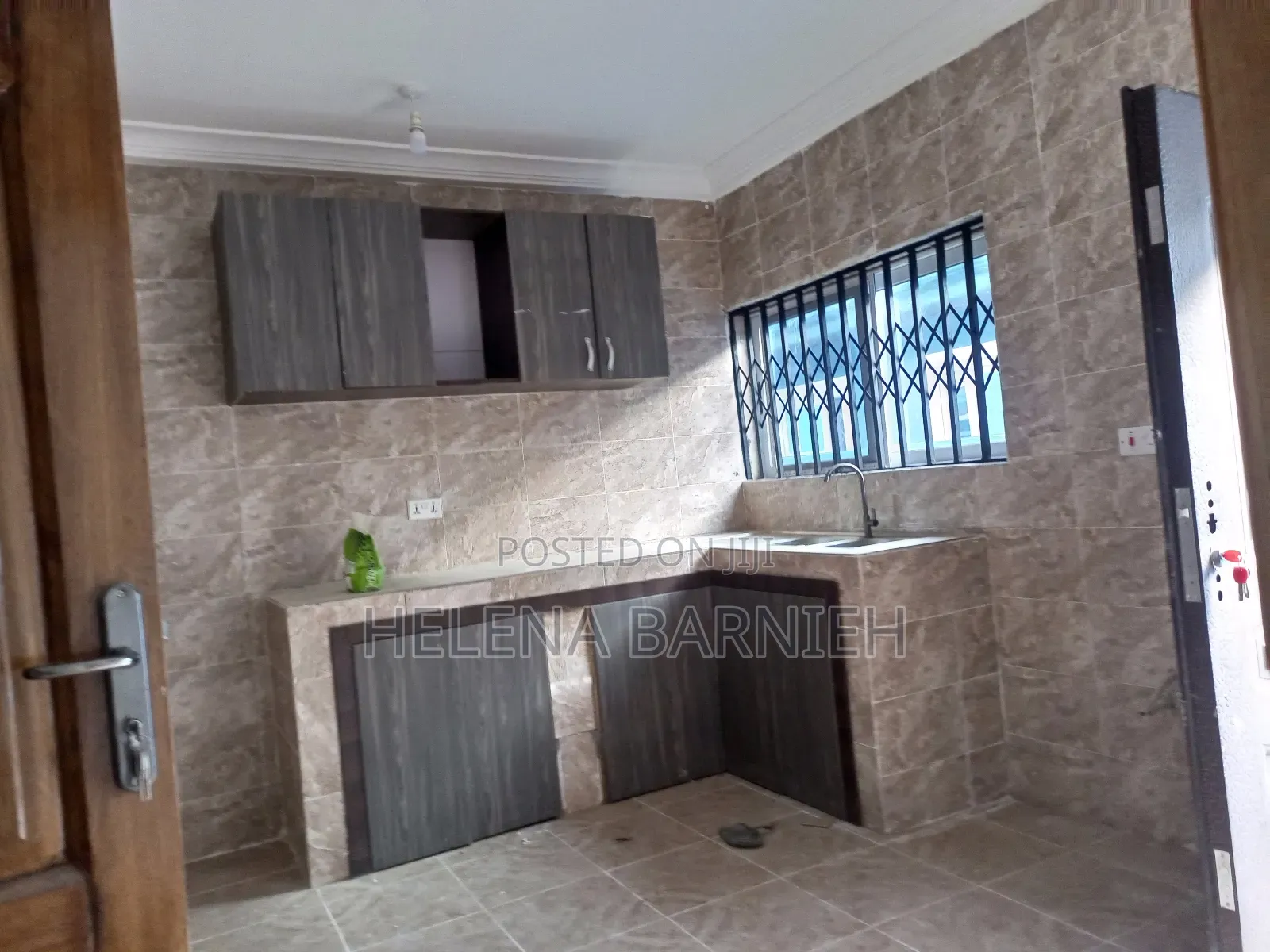 4bdrm House in Helena Estate Agency, Amasaman for rent