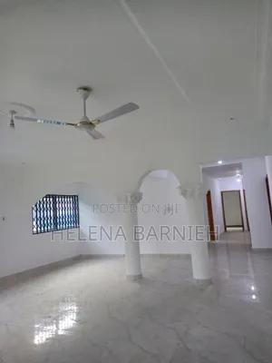 4bdrm House in Helena Estate Agency, Amasaman for rent