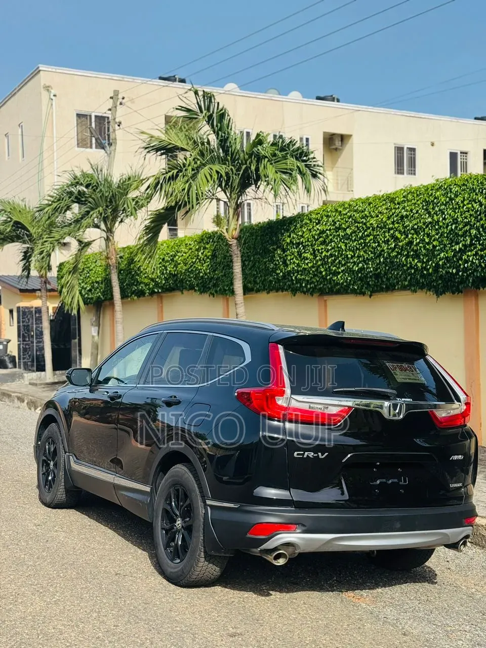 Honda CR-V Touring FWD 2019 Black