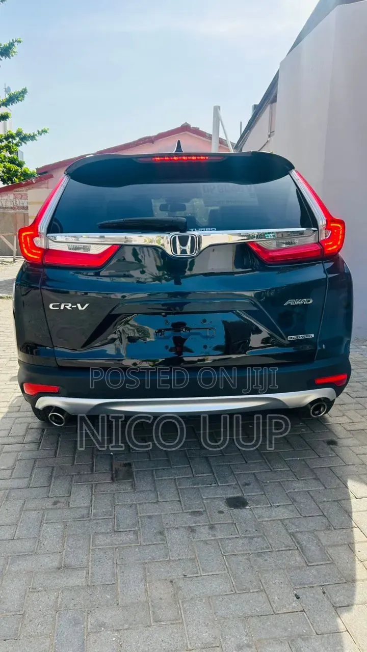 Honda CR-V Touring FWD 2019 Black