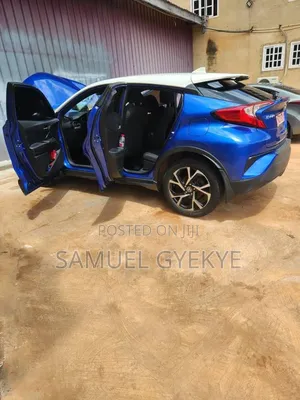 Toyota C-HR XLE Prermium FWD (2.0L 4cyl 2AM) 2018 Blue