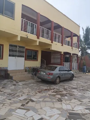 2bdrm Apartment in Amanfro, Frafraha for rent