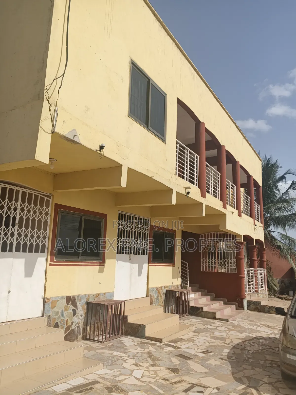 1bdrm Apartment in Adenta, Frafraha for rent