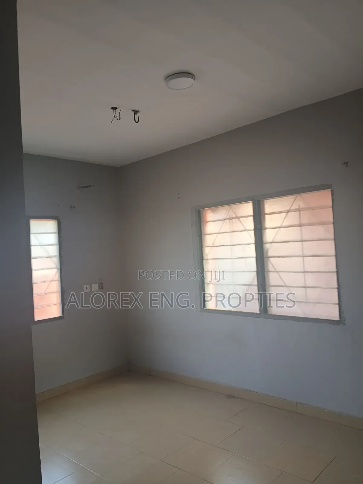 1bdrm Apartment in Adenta, Frafraha for rent