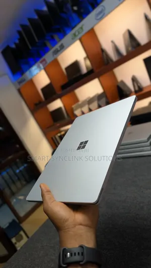 Laptop Microsoft Surface Laptop 4 8GB AMD Ryzen 5 SSD 256GB