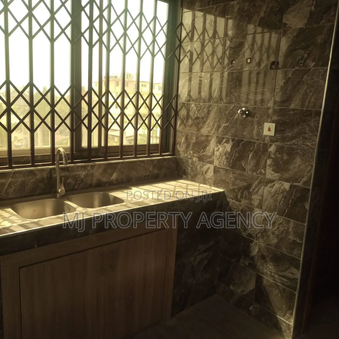 3bdrm Apartment in Golf City -Saki, Community 25 for rent