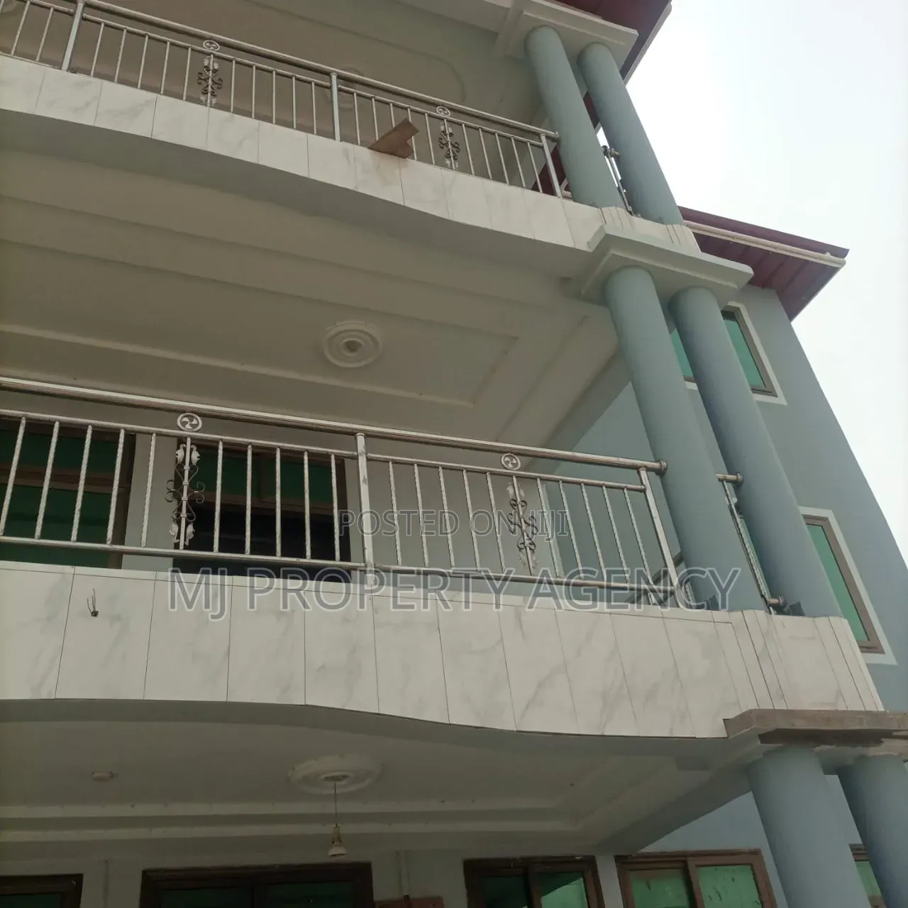 3bdrm Apartment in Golf City -Saki, Community 25 for rent