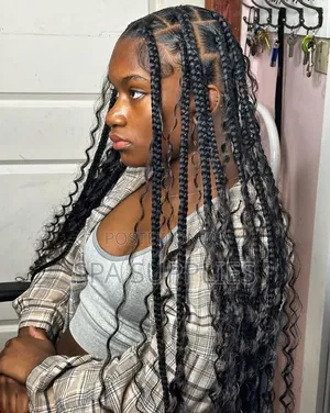 Hair Stylist / Braider Needed