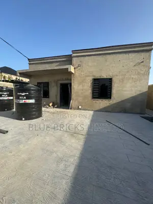 3bdrm House in Spintex Manet for sale