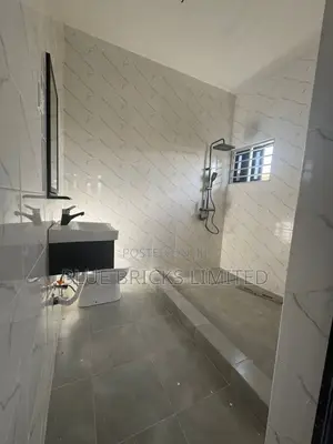 3bdrm House in Spintex Manet for sale