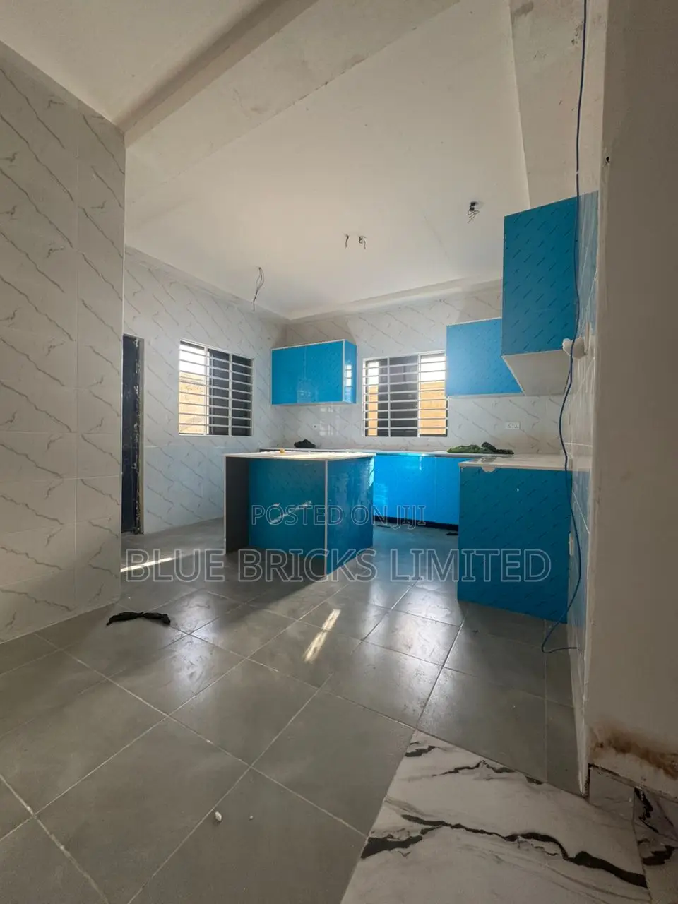 3bdrm House in Spintex Manet for sale